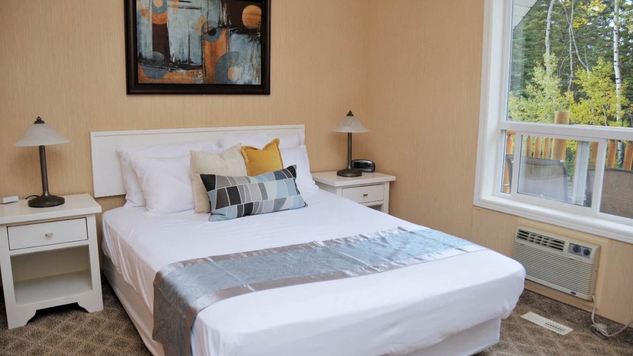 Photo of Bedroom in Harvie Heights