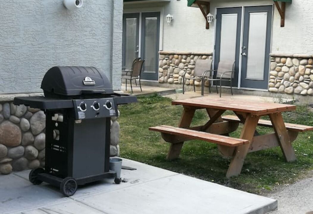 Photo of Outdoor in Harvie Heights