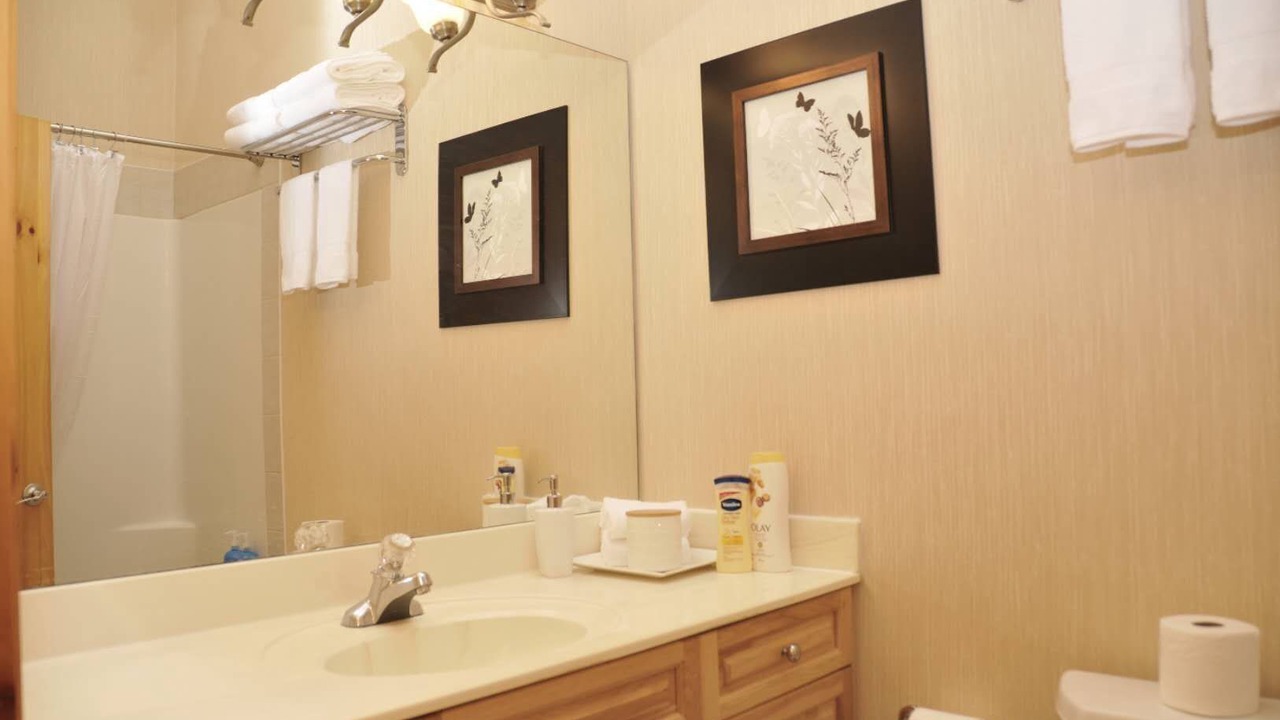 Photo of Bathroom in Harvie Heights