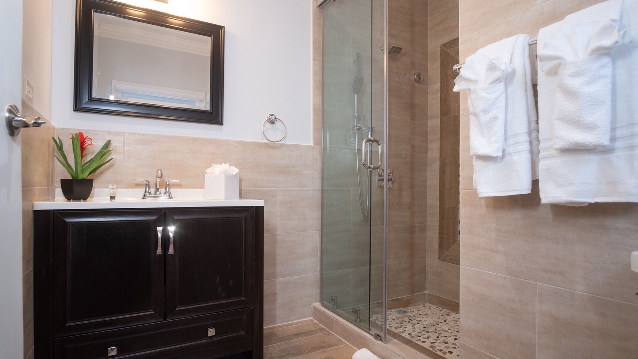Photo of Bathroom in IronShore Estates
