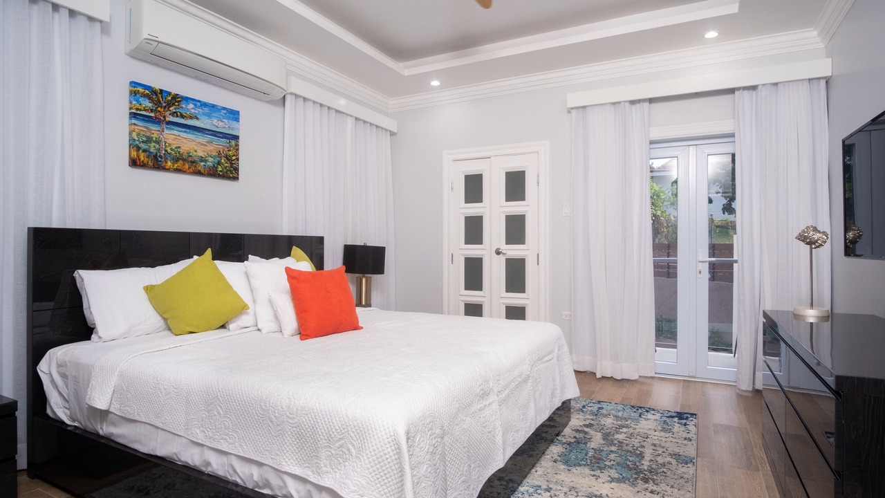 Photo of Bedroom in IronShore Estates