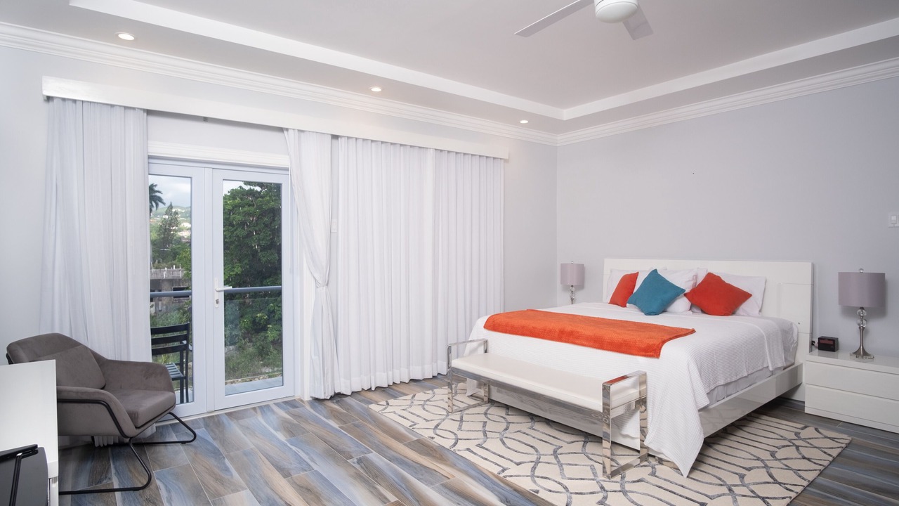 Photo of Bedroom in IronShore Estates