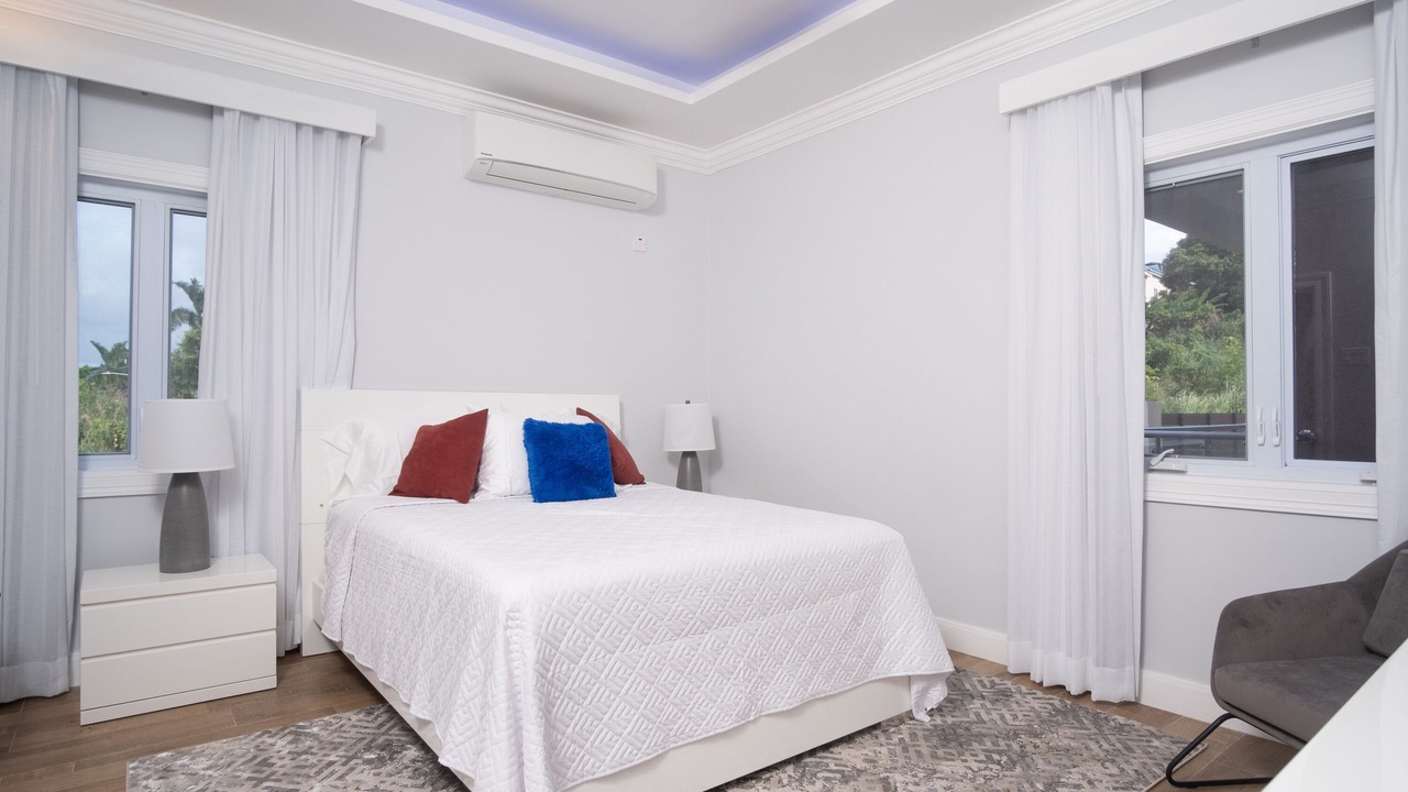 Photo of Bedroom in IronShore Estates