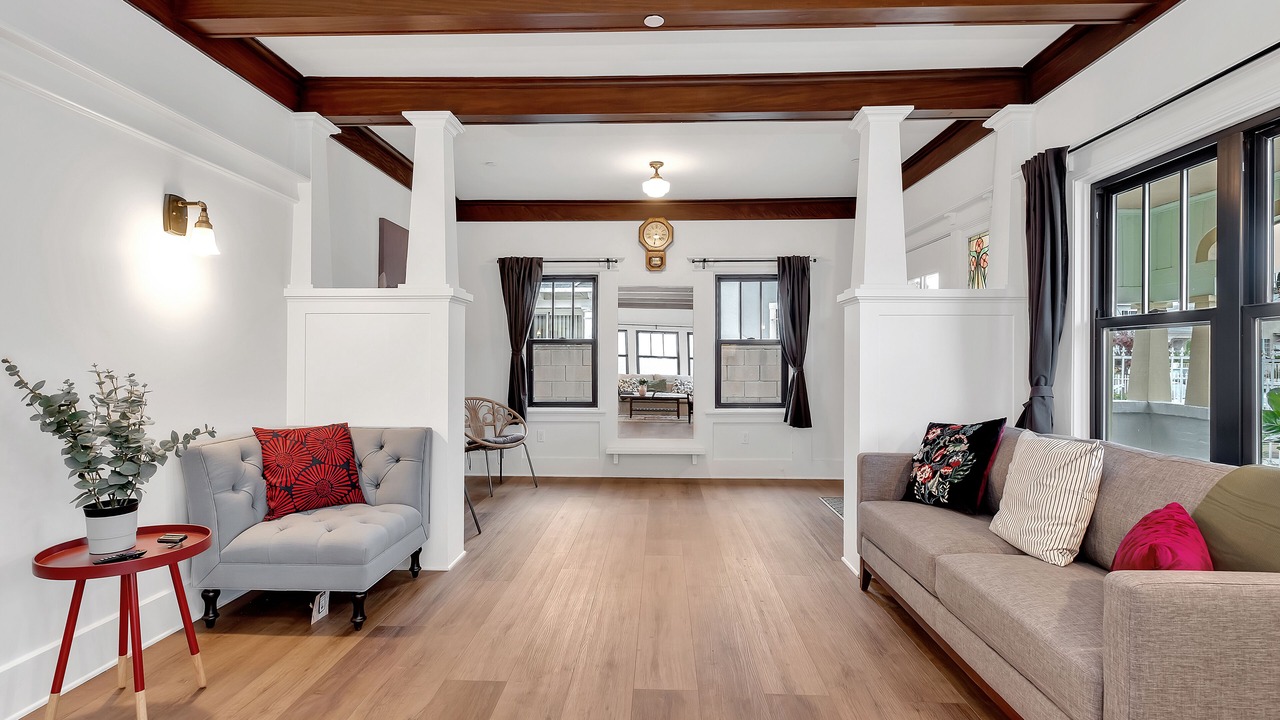 Photo of Livingroom in Hollywood