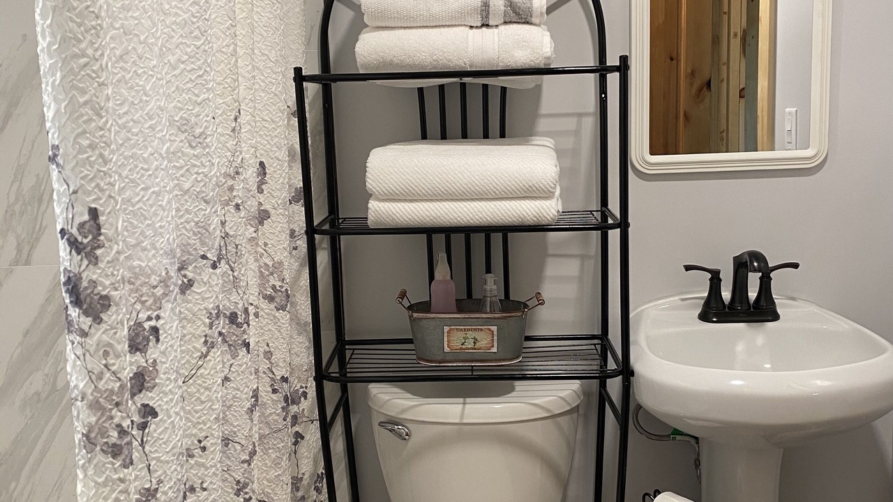 Photo of Bathroom in Pine Hill