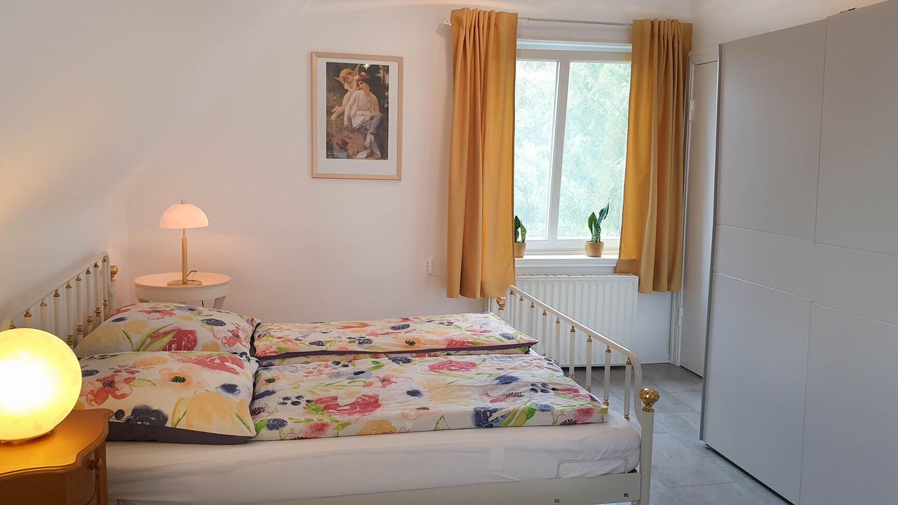 Photo of Bedroom in Jork