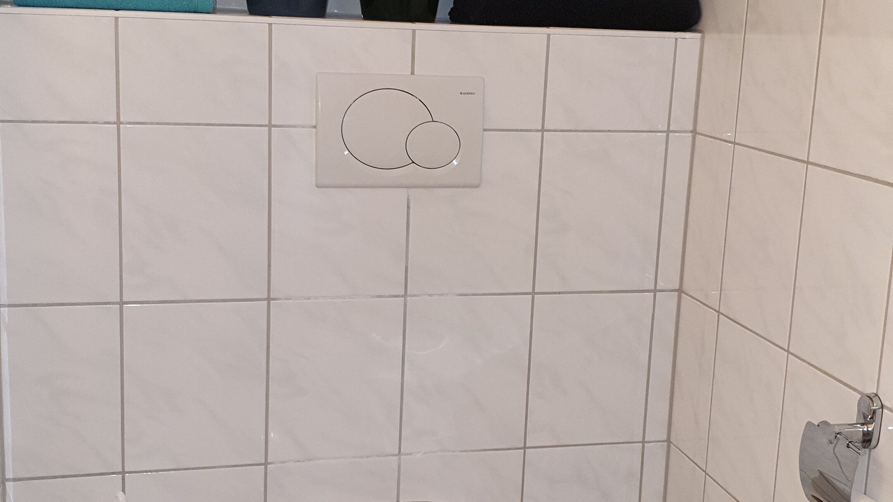 Photo of Bathroom in Bruhl-Guterbahnhof