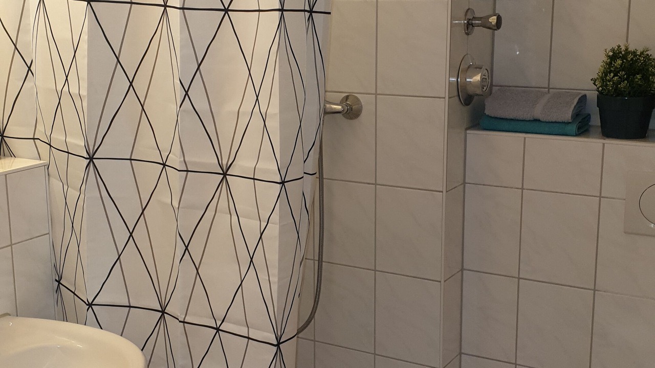 Photo of Bathroom in Bruhl-Guterbahnhof