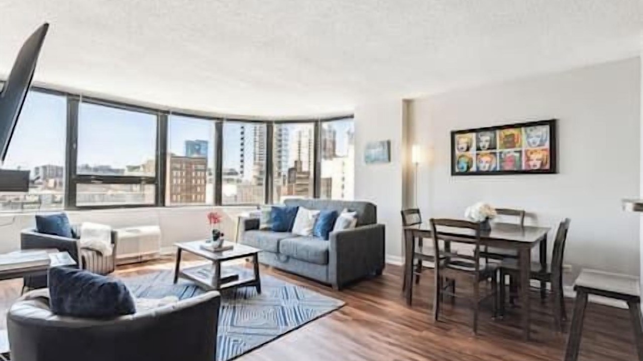 Photo of Livingroom in South Loop