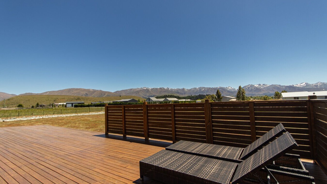Photo of Patio Balcony in Ben Ohau