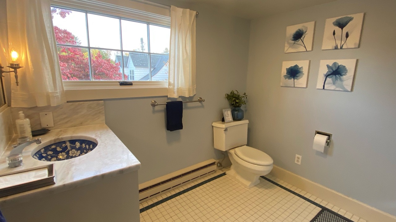 Photo of Bathroom in South Londonderry