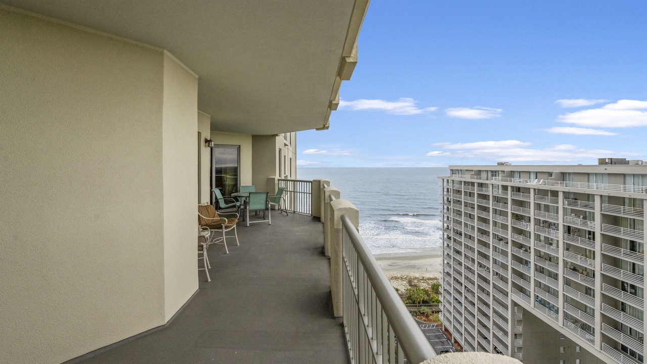 Photo of Patio Balcony in Arcadian Shores