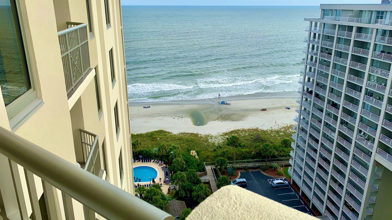 Photo of Patio Balcony in Arcadian Shores