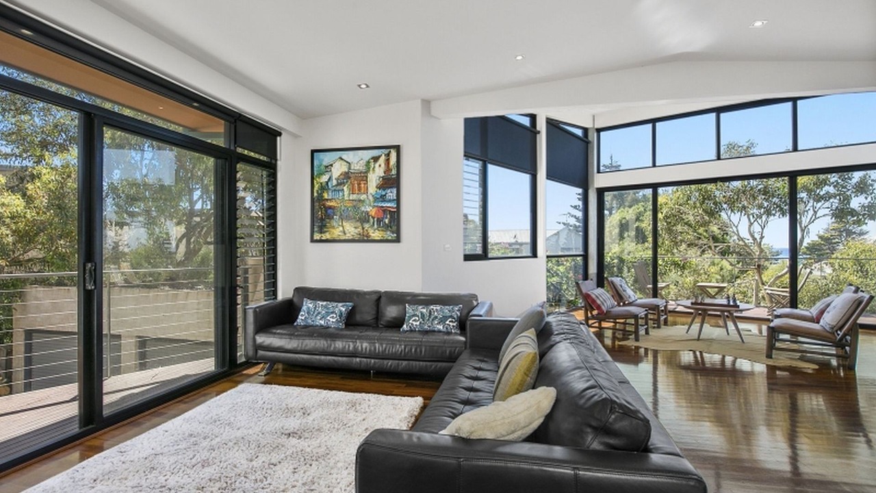 Photo of Livingroom in Torquay