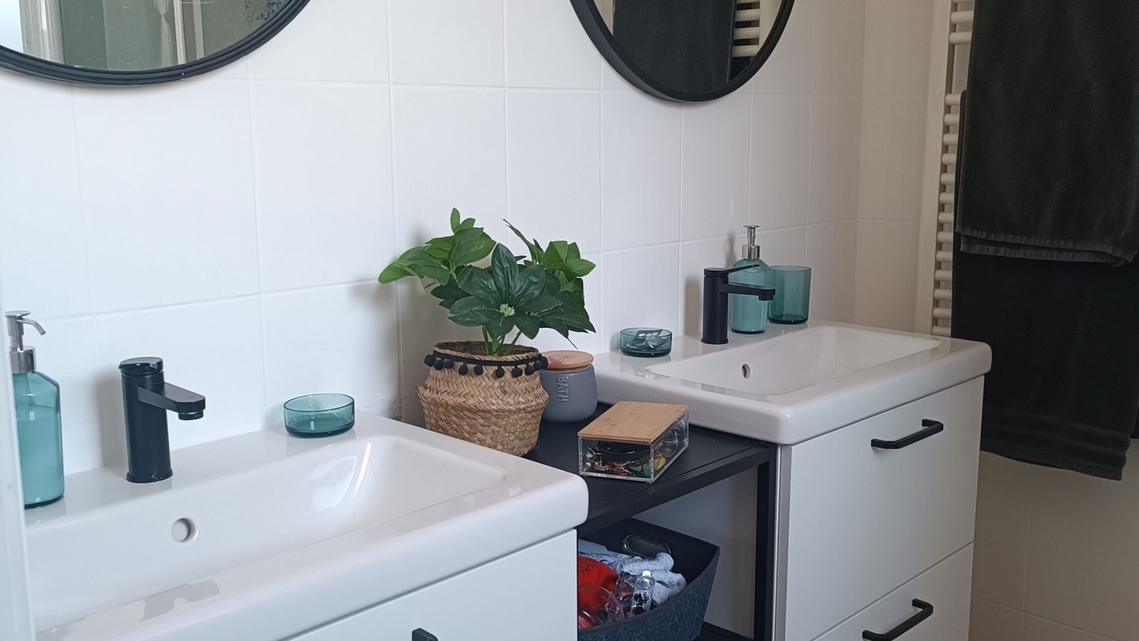 Photo of Bathroom in Saint-Symphorien-d'Ozon