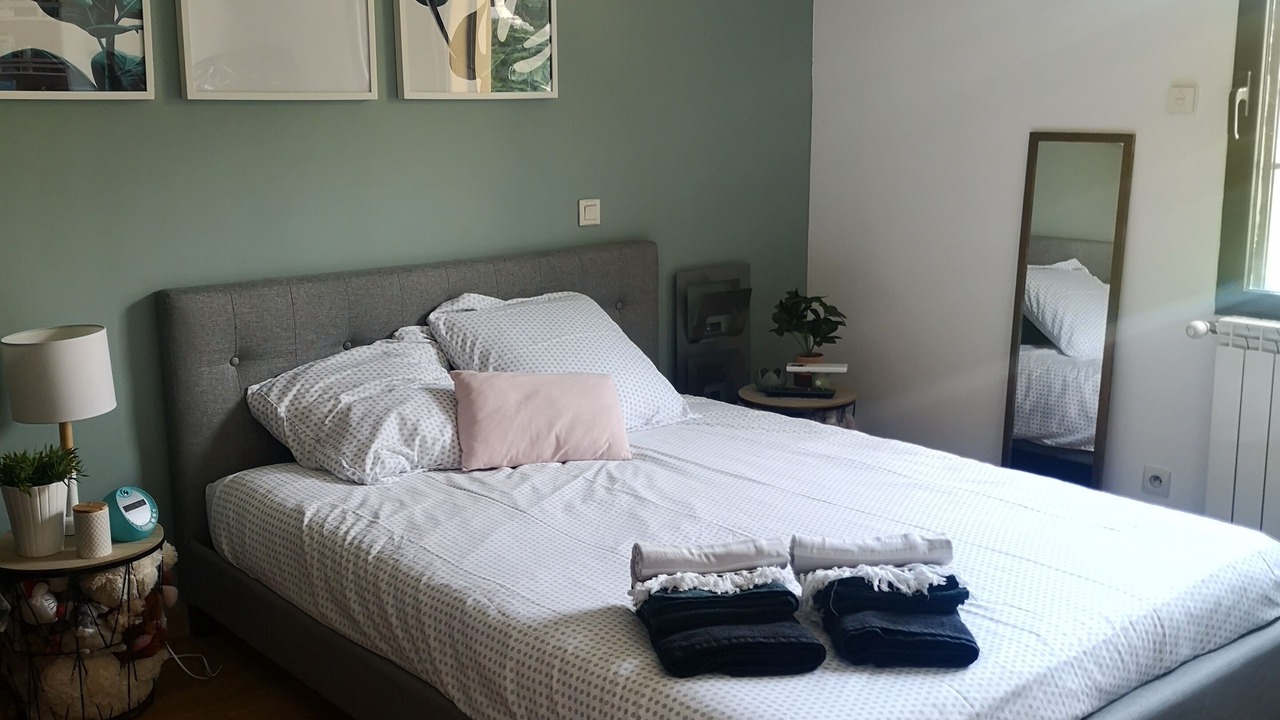 Photo of Bedroom in Saint-Symphorien-d'Ozon