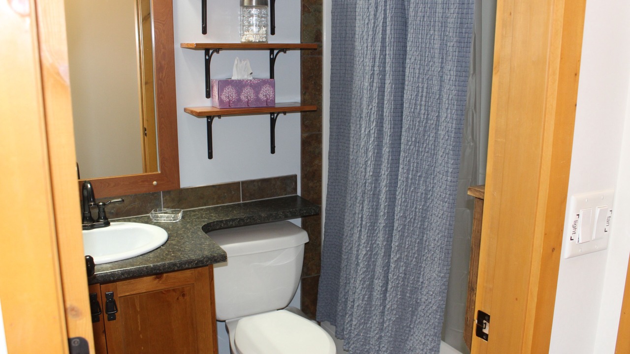 Photo of Bathroom in Big White Ski Resort