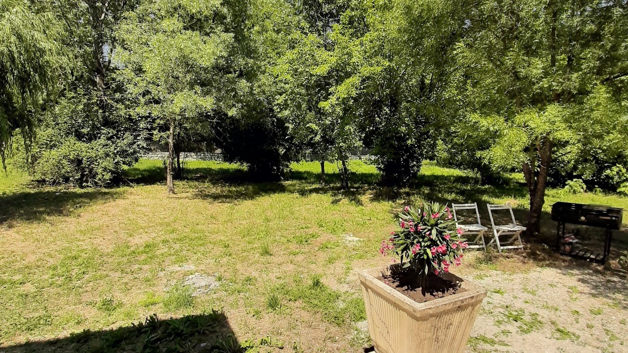 Photo of Outdoor in Berrias-et-Casteljau