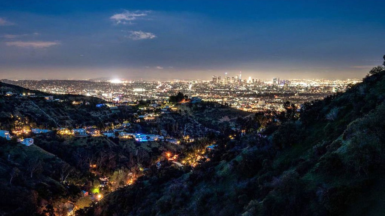Photo of Others in Hollywood Hills West