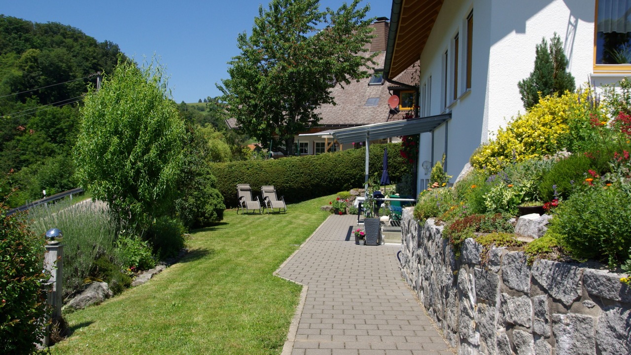 Photo of Patio Balcony in Schonenberg