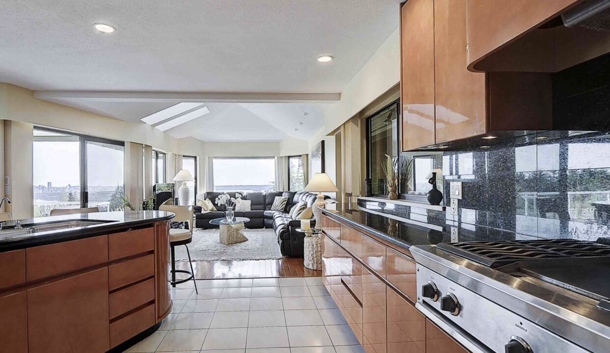Photo of Kitchen in West Vancouver