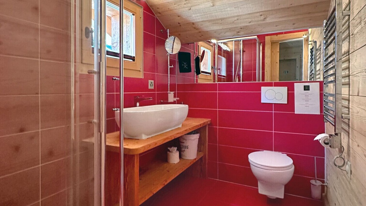 Photo of Bathroom in Sarreyer