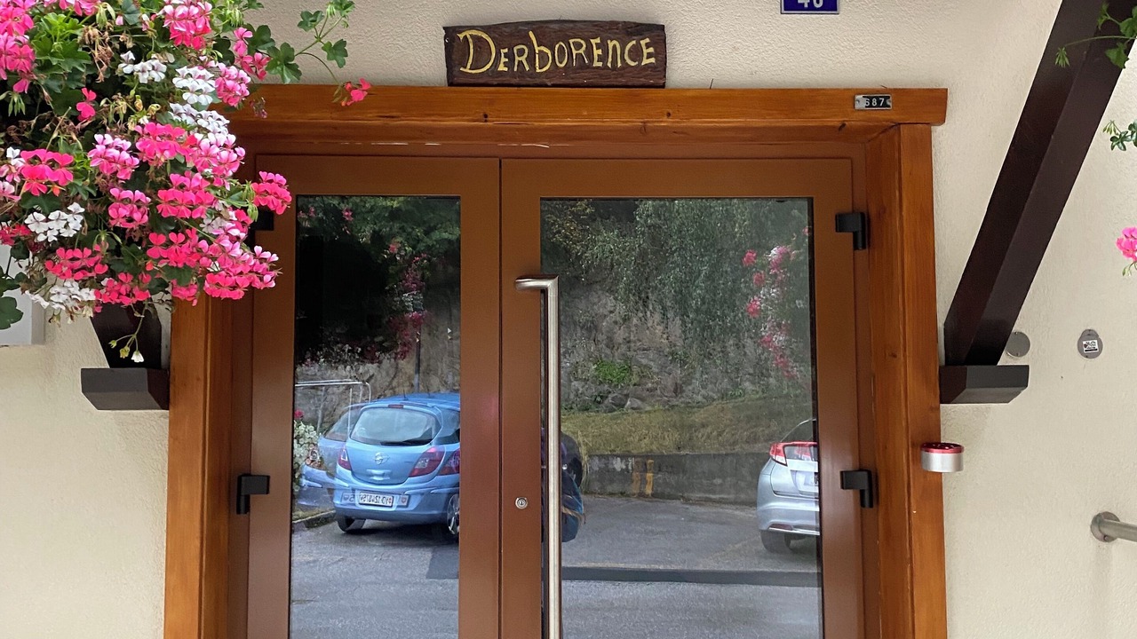 Photo of Outdoor in Saint-Pierre-de-Clages