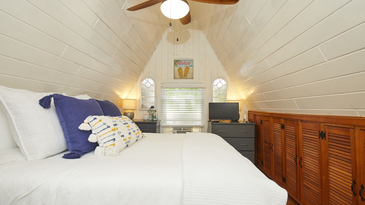 Photo of Bedroom in Niantic