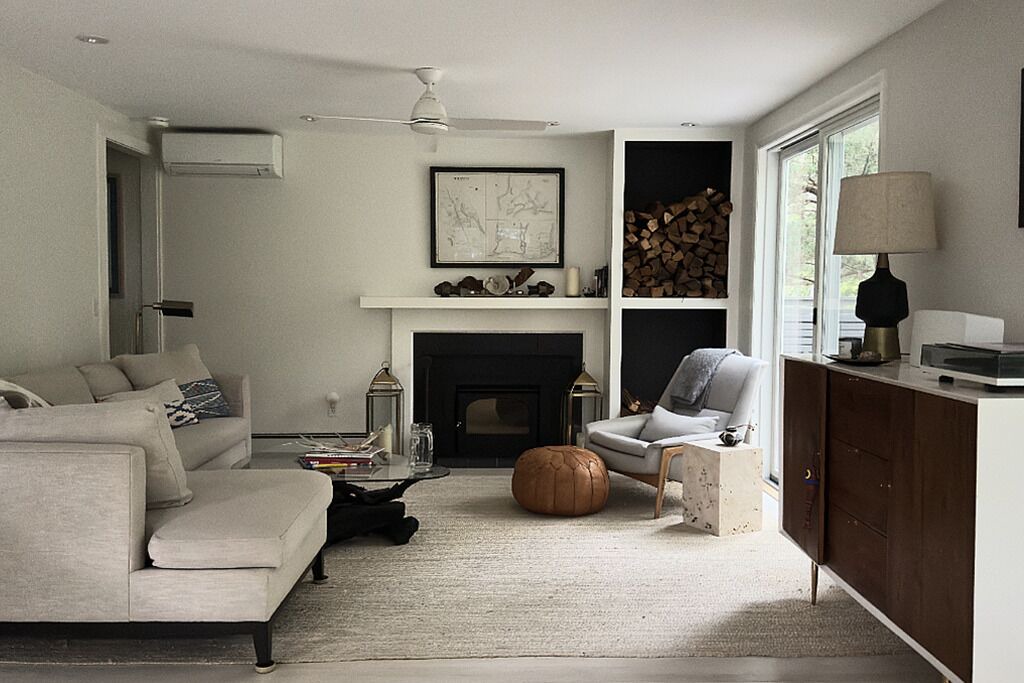 Photo of Livingroom in Mattituck