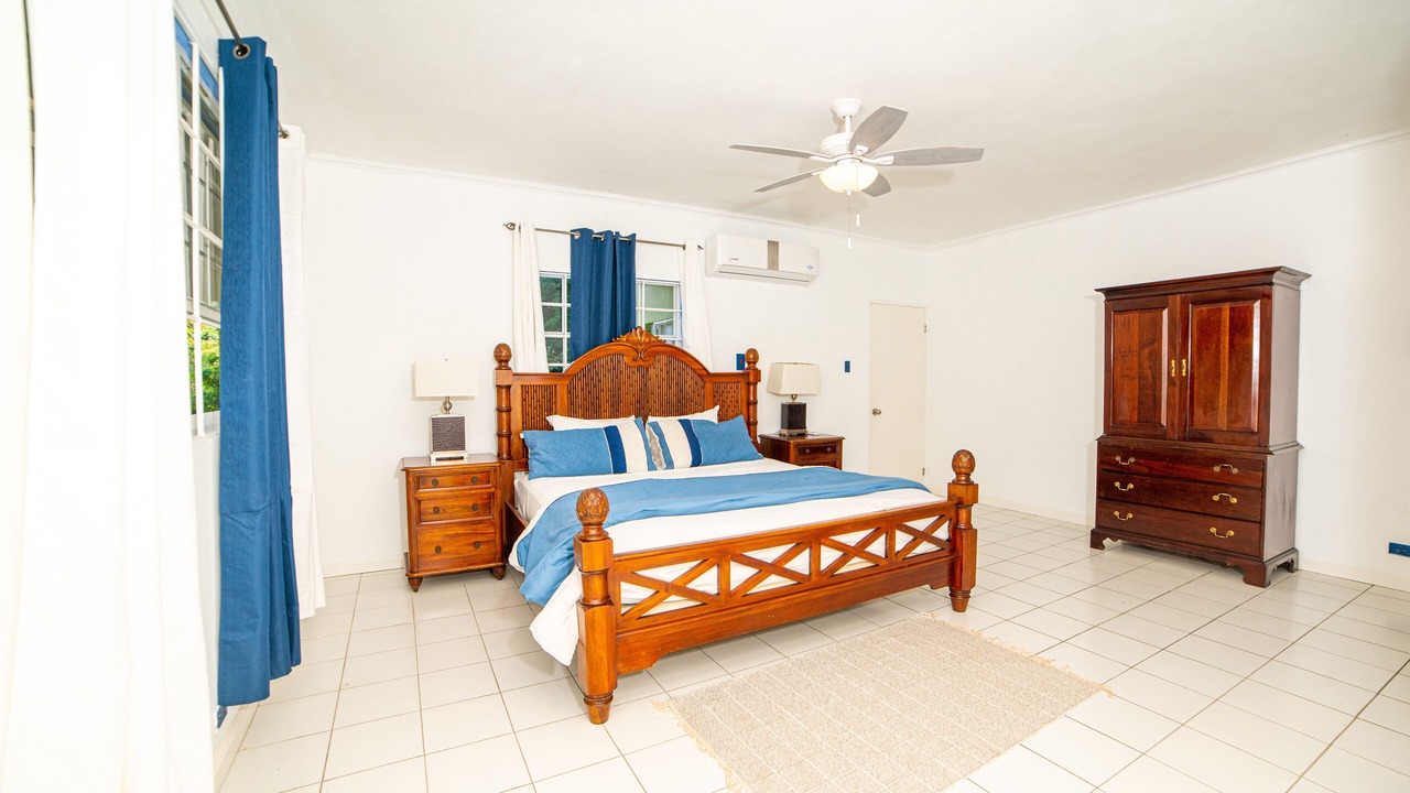 Photo of Bedroom in Tryall