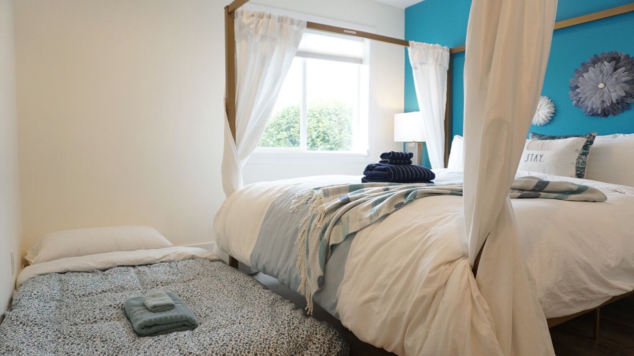 Photo of Bedroom in Outer Mission