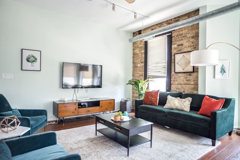 Photo of Livingroom in River North