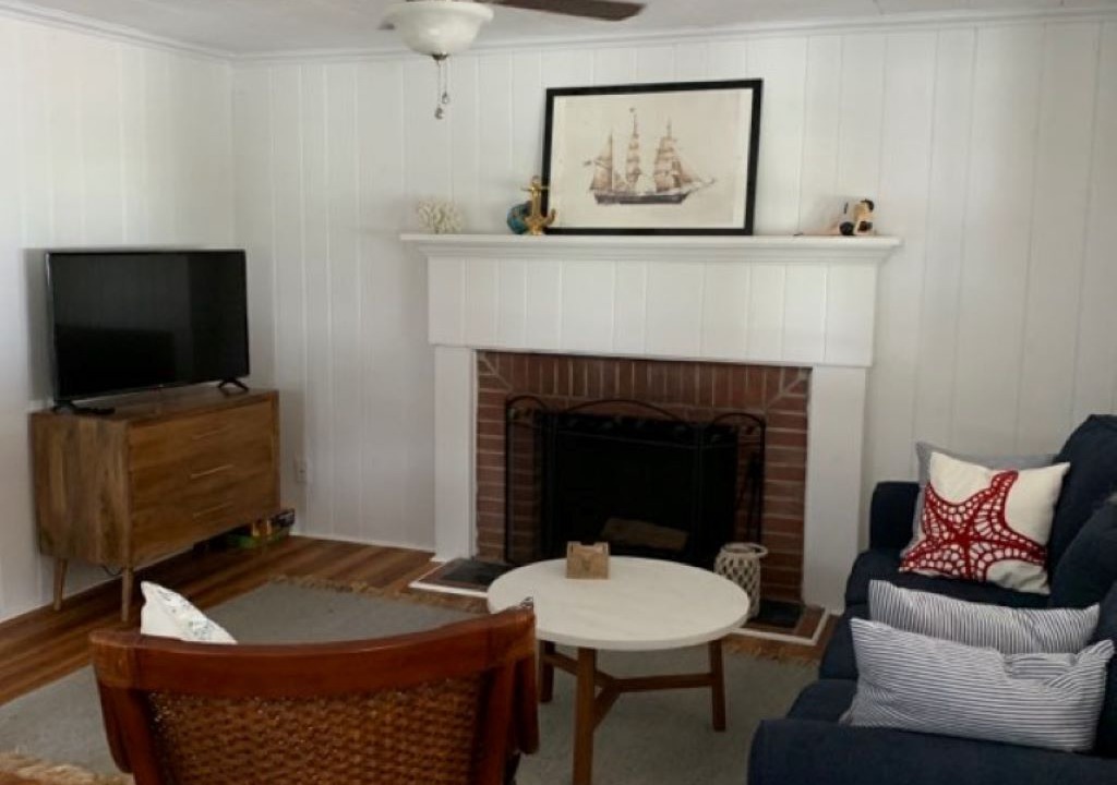Photo of Livingroom in Old Lyme