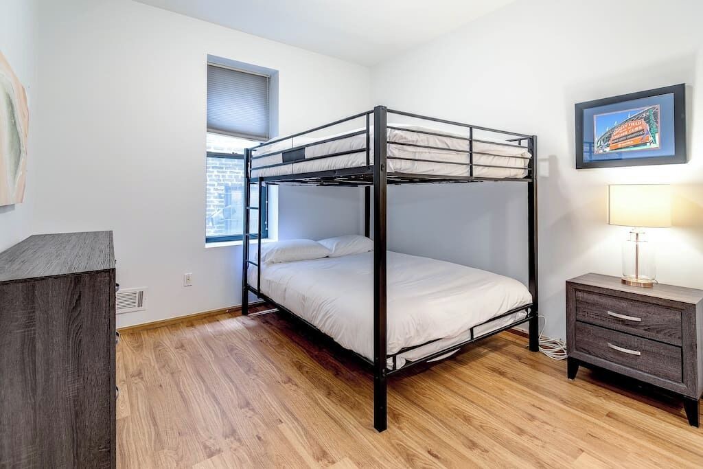 Photo of Bedroom in Pulaski Park