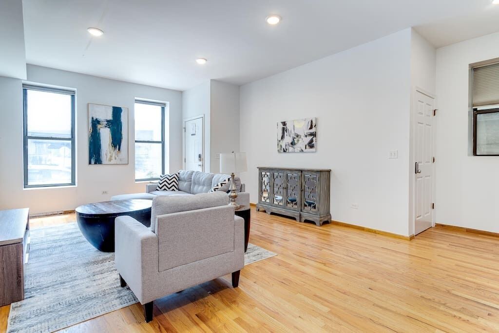 Photo of Livingroom in Pulaski Park
