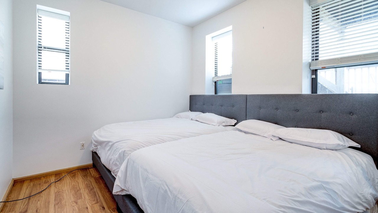 Photo of Bedroom in Pulaski Park