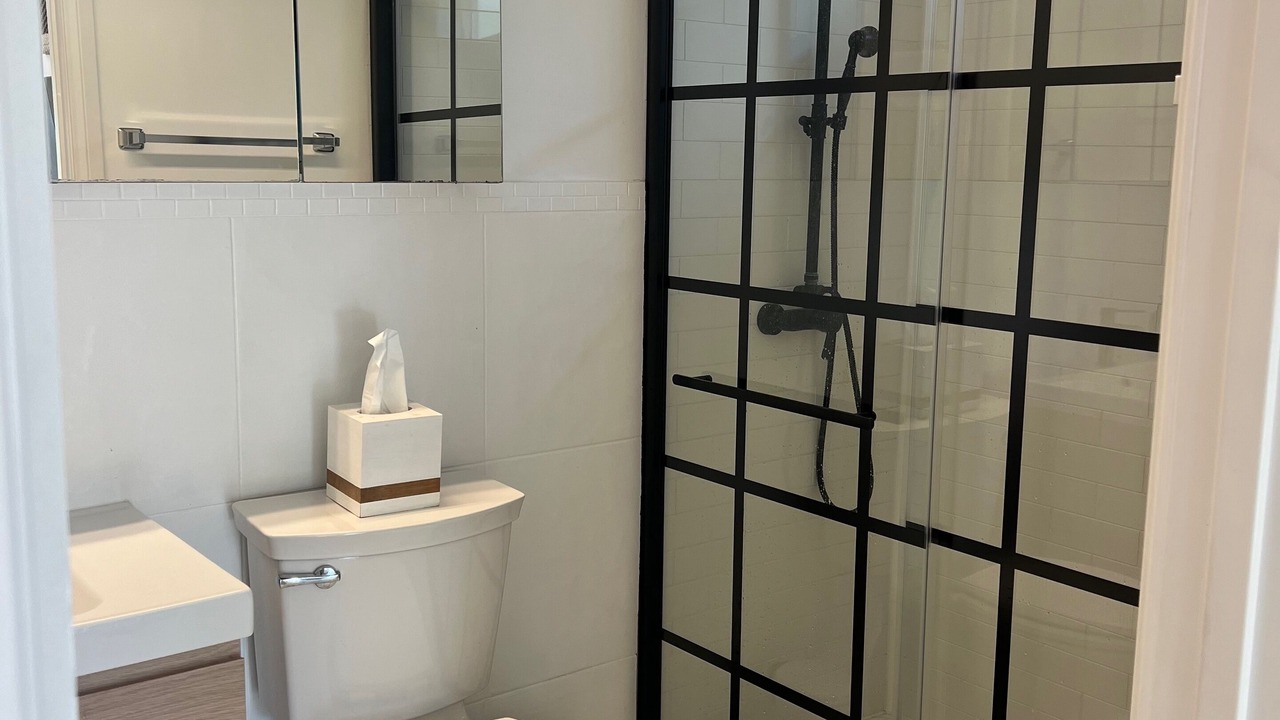 Photo of Bathroom in Sunset Park
