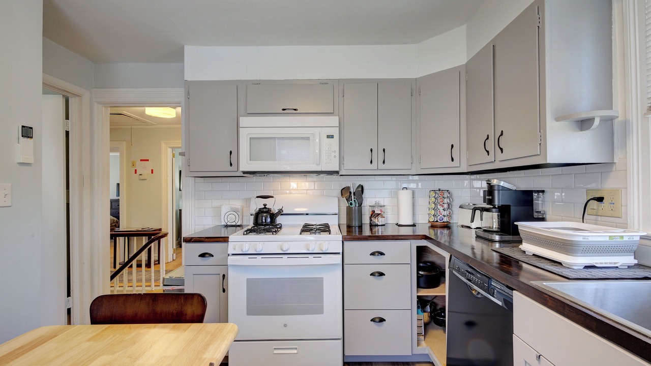 Photo of Kitchen in Kingston Stockade District