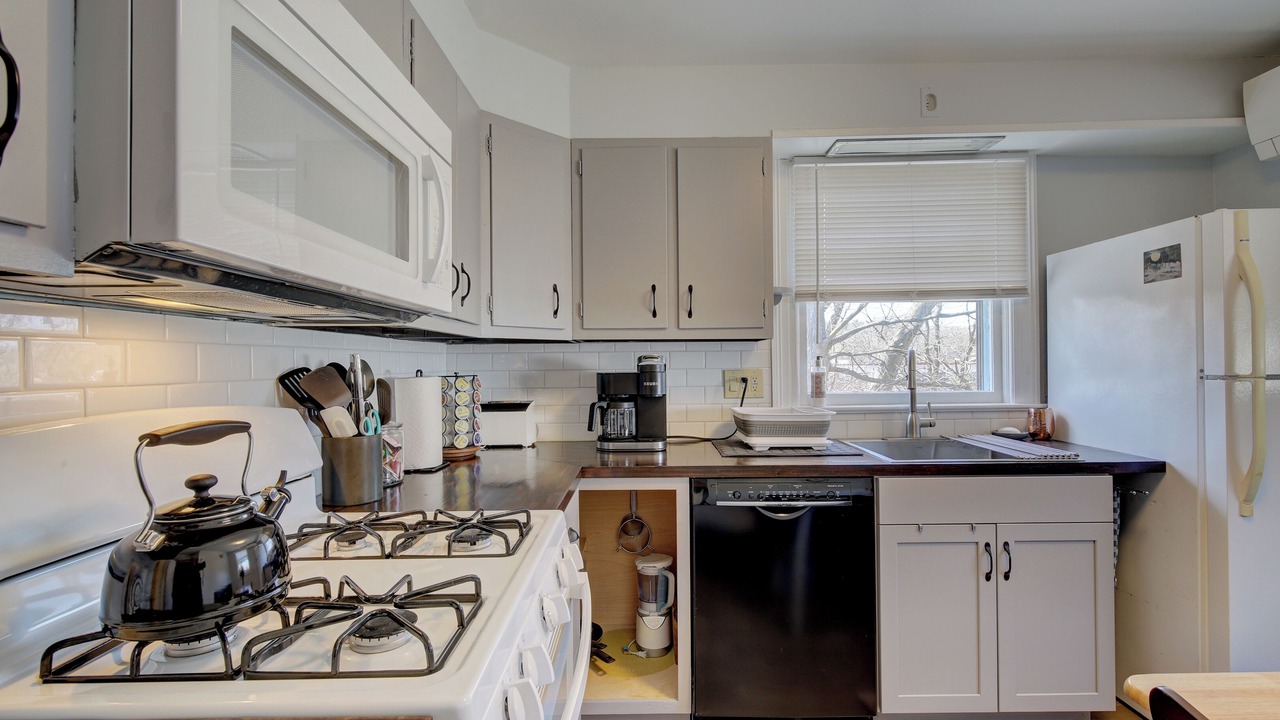 Photo of Kitchen in Kingston Stockade District