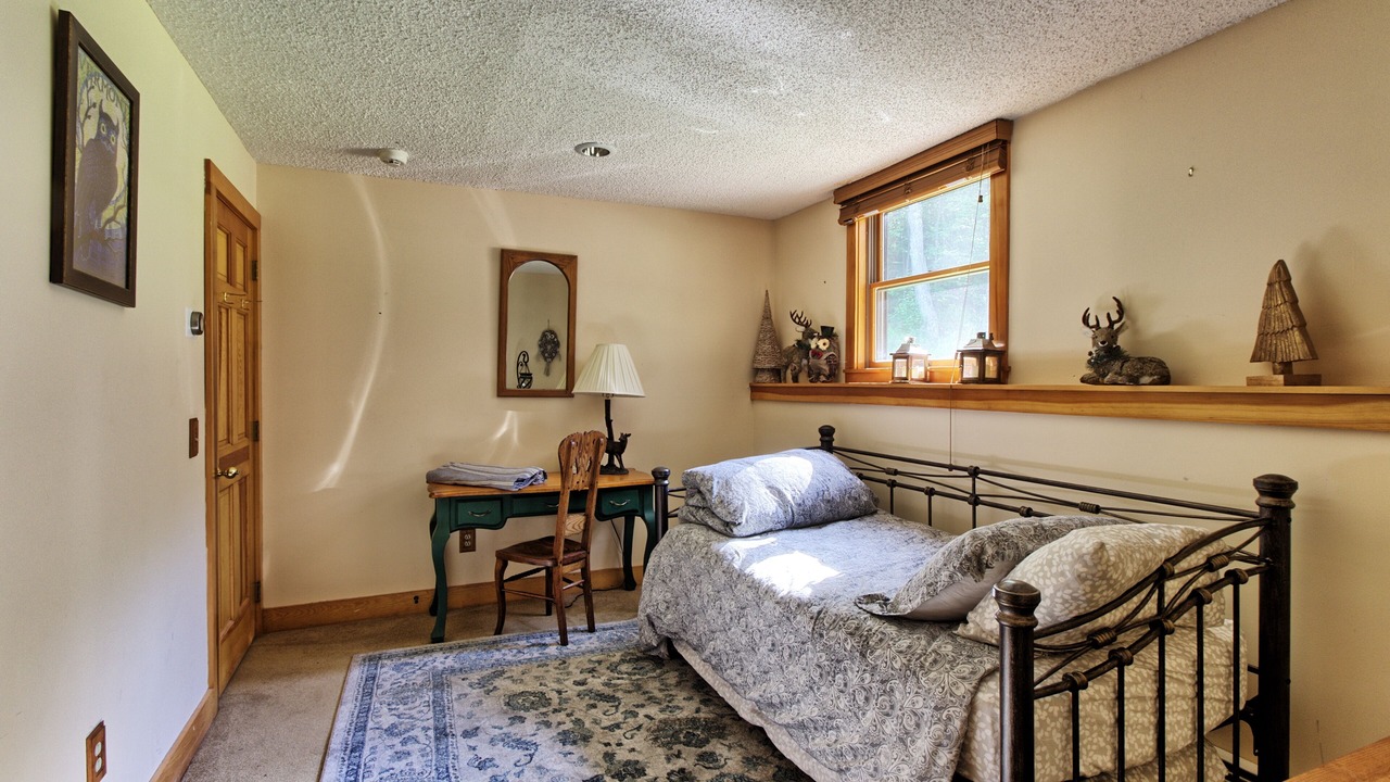 Photo of Bedroom in Londonderry