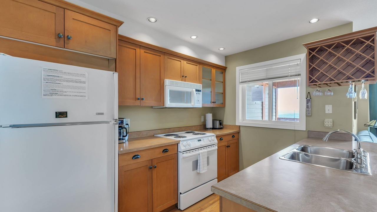 Photo of Kitchen in Big White Ski Resort