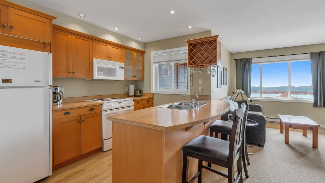 Photo of Kitchen in Big White Ski Resort