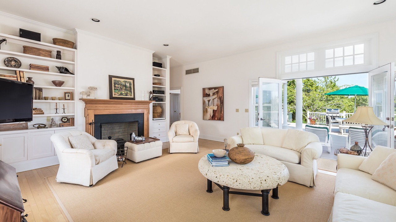Photo of Bedroom in Amagansett Dunes