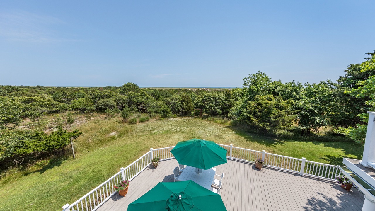 Photo of Others in Amagansett Dunes