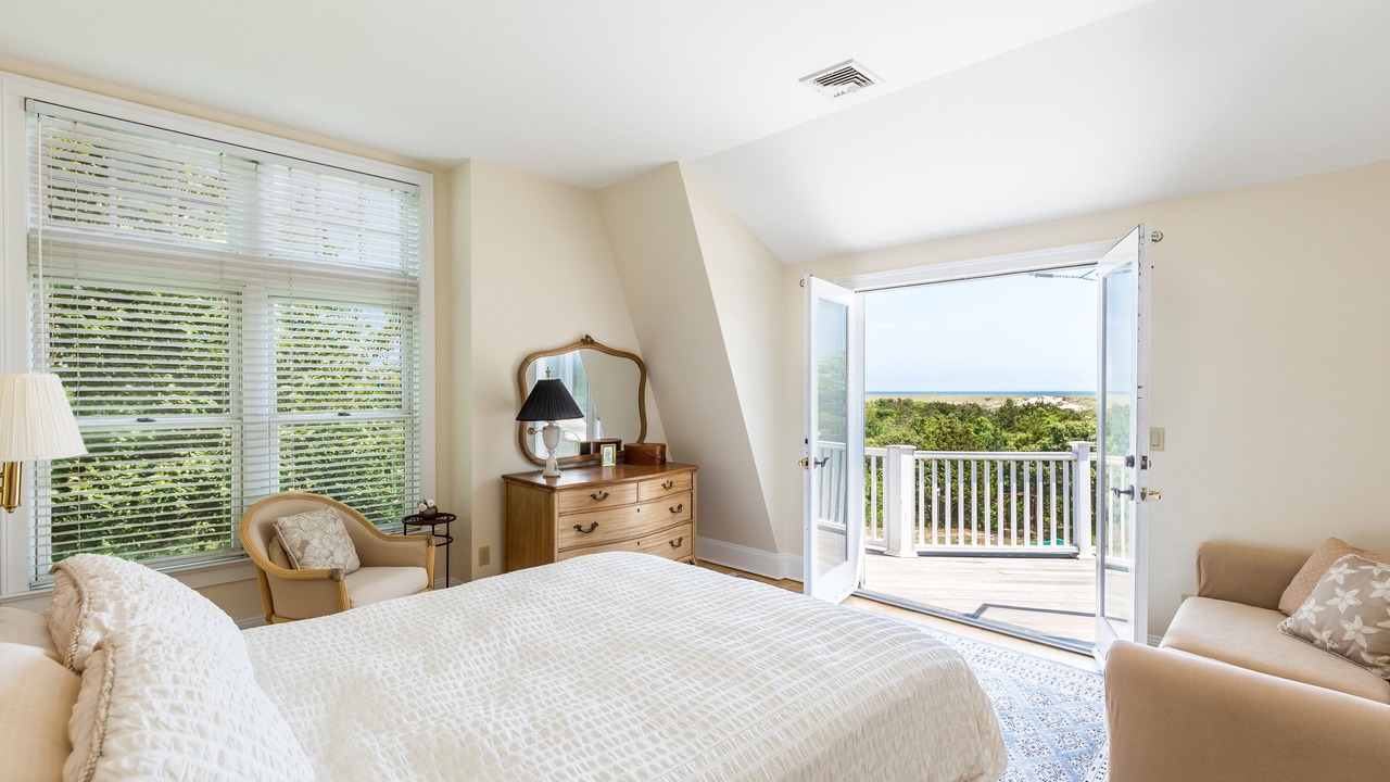 Photo of Patio Balcony in Amagansett Dunes