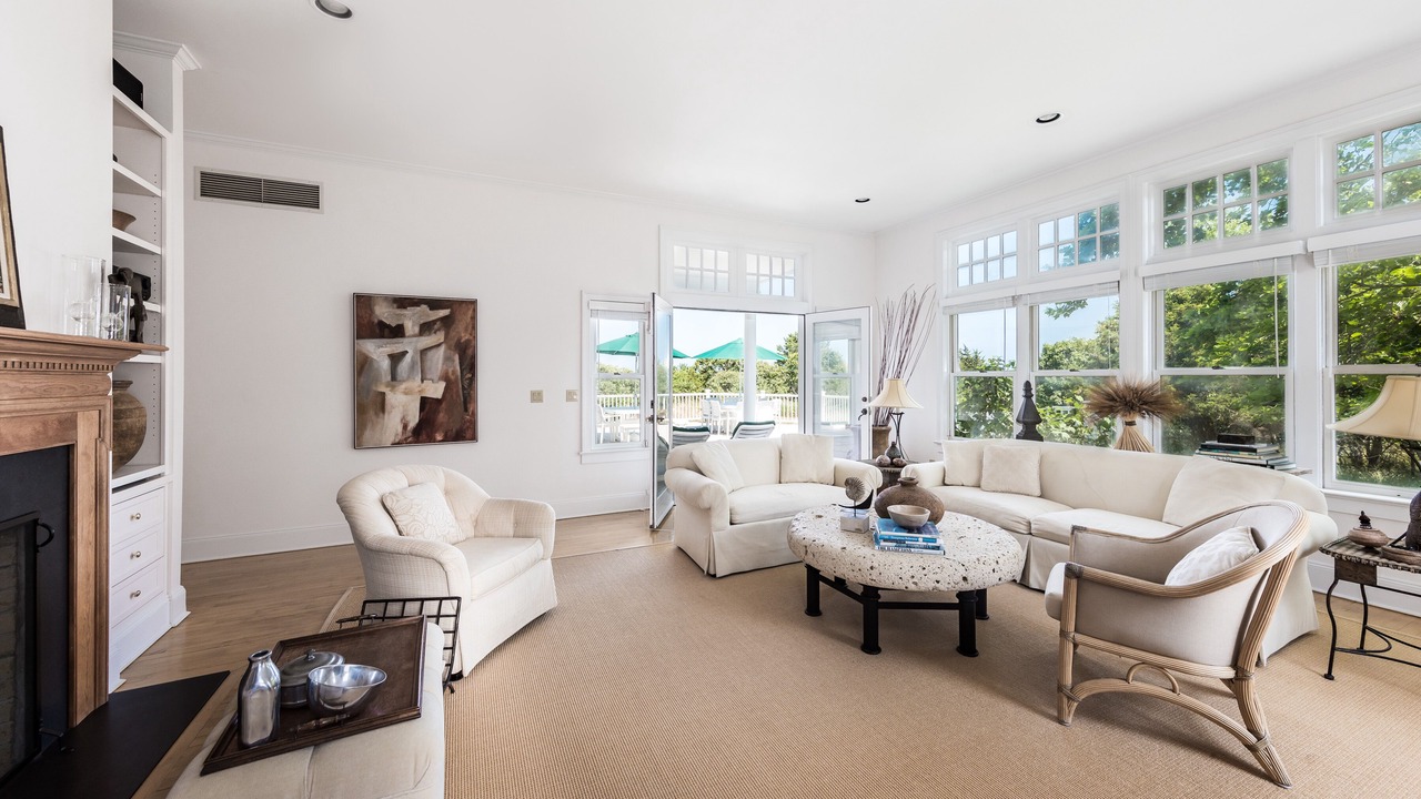 Photo of Bedroom in Amagansett Dunes