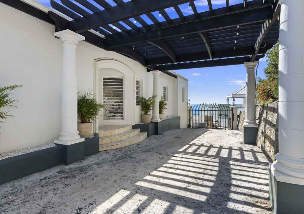 Photo of Patio Balcony in Little Bay