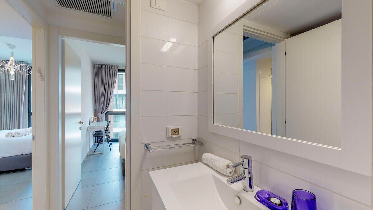 Photo of Bathroom in Jaffa