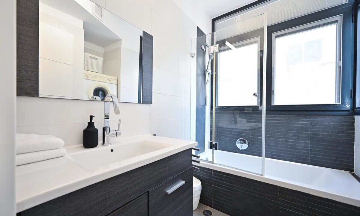 Photo of Bathroom in Old North