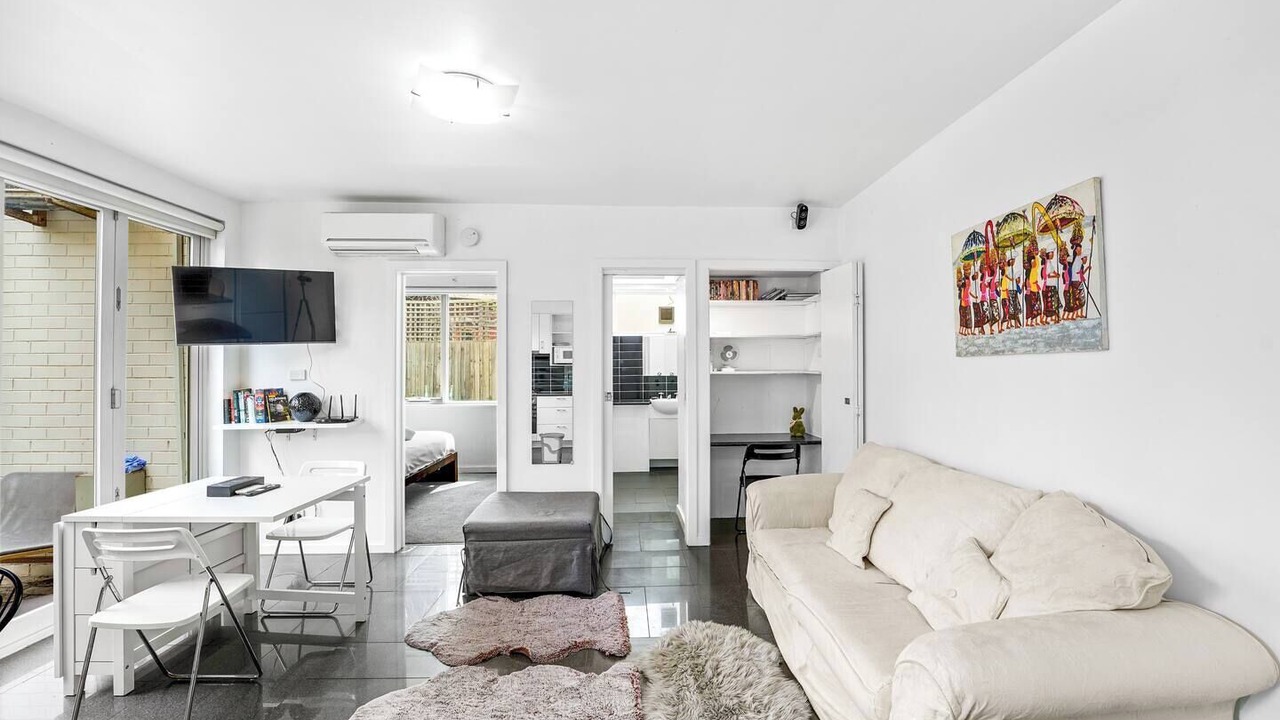 Photo of Livingroom in St Kilda